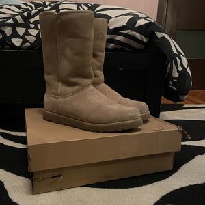 Ugg boots tan